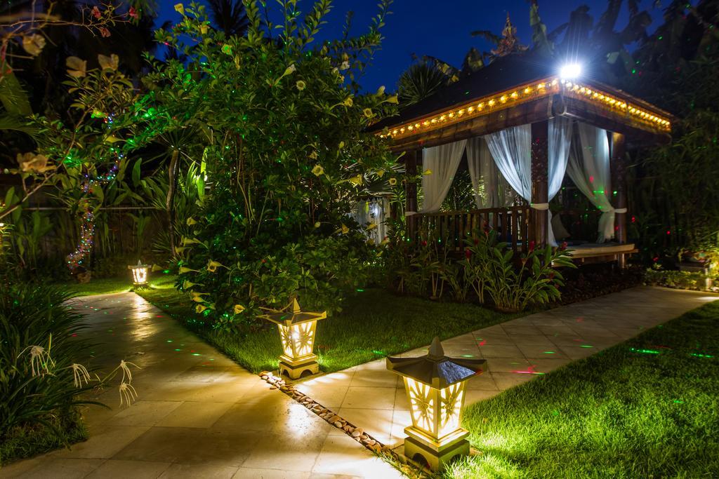 Villa Gusmania Candidasa Екстериор снимка